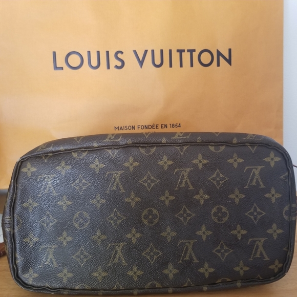 SOLD!!!Authentic Louis Vuitton Neverful MM - Picture 3 of 11